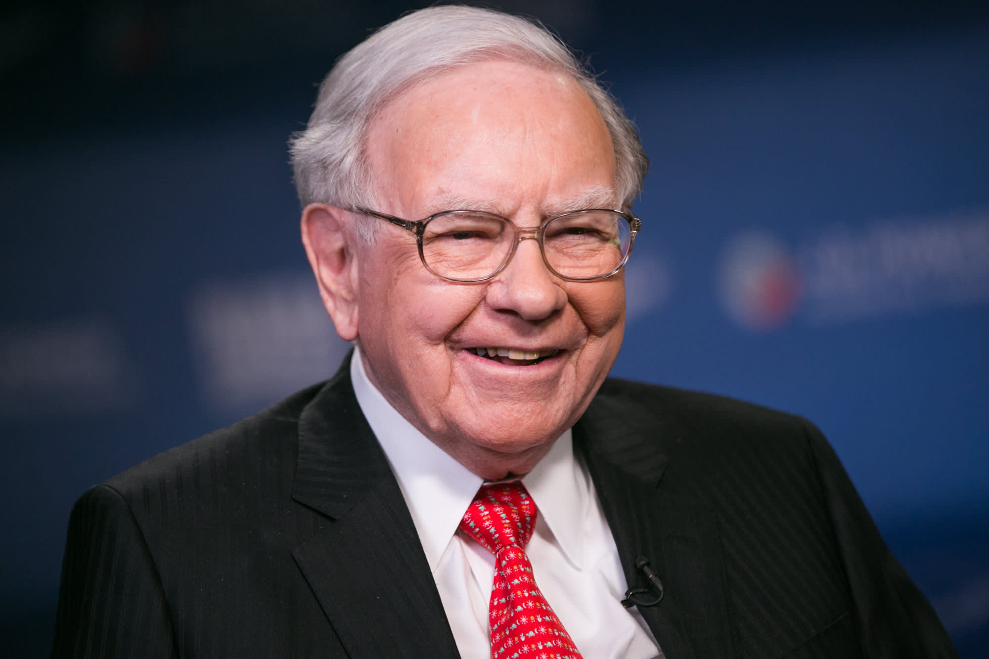 Warren Buffett Portfolio: 6 of His Best Long-Term Picks